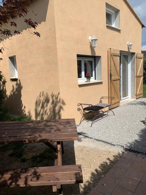 Appartement Avec Jardin Prive Greoux Les Bains Au Bord Du Verdon Exterior foto